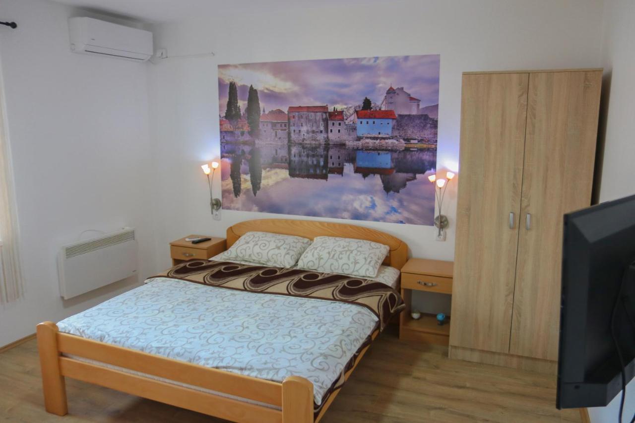 Sobe Mira Apartment Trebinje Bagian luar foto